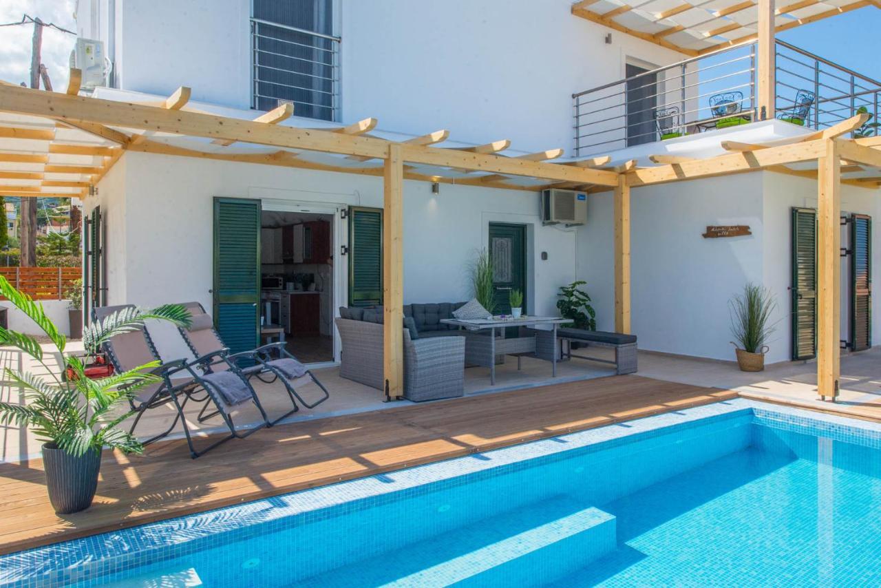 Acharavi Beach Villa Esterno foto