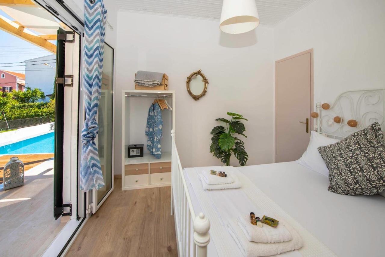 Acharavi Beach Villa Esterno foto