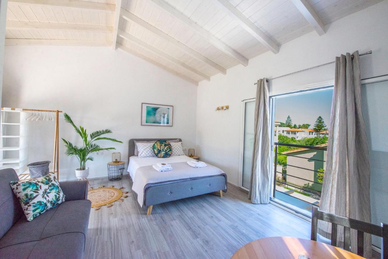 Acharavi Beach Villa Esterno foto